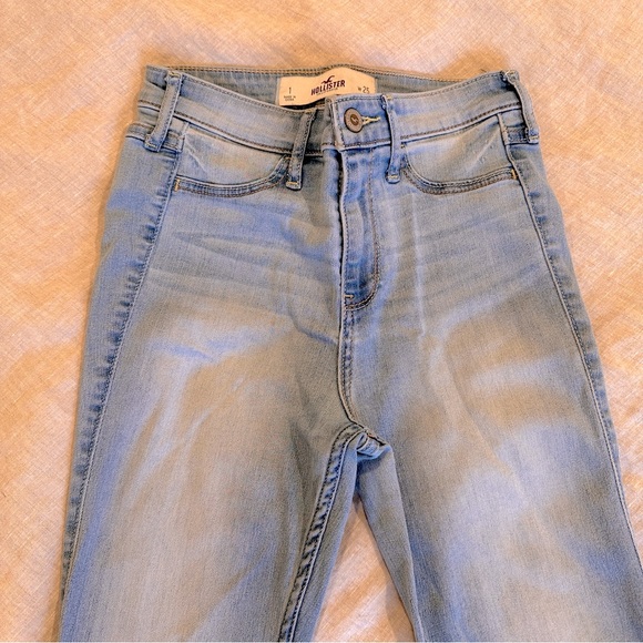 Hollister Jeans - Picture 4 of 6